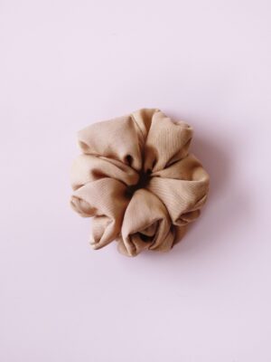 Scrunchie z tencelu beżowa