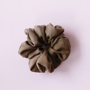 Scrunchie z tencelu khaki