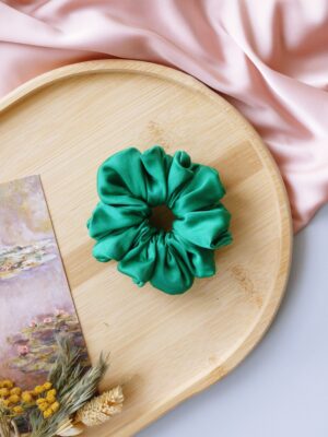gumka do włosów scrunchie z satyny zieleń