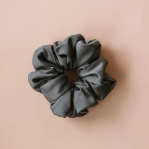satynowa scrunchie