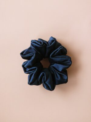 scrunchie granatowa